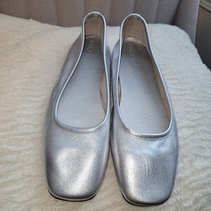 Pilcro Metallic Silver Loafers Size 39. Like New